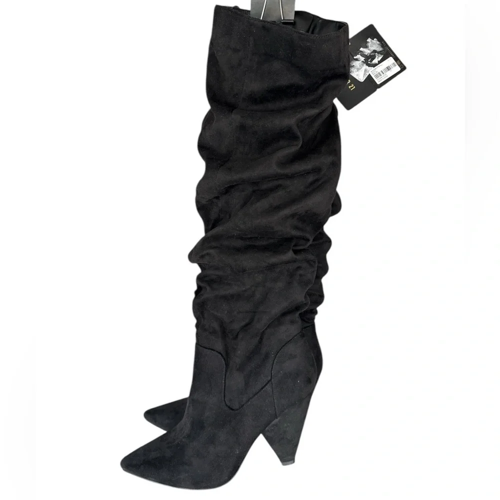 Brand New (NWT) Forever 21 Black Over the Knee Boots with Slouchy Style Size 7